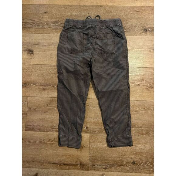 James Perse Utility Pull On Green Khaki Stripe Cropped pants size 3 large - Picture 2 of 3